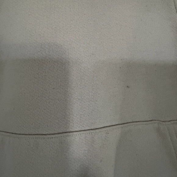 ALO Yoga Women’s Colorblock Crewneck Hoodie - Beige & Cream - Picture 3 of 4